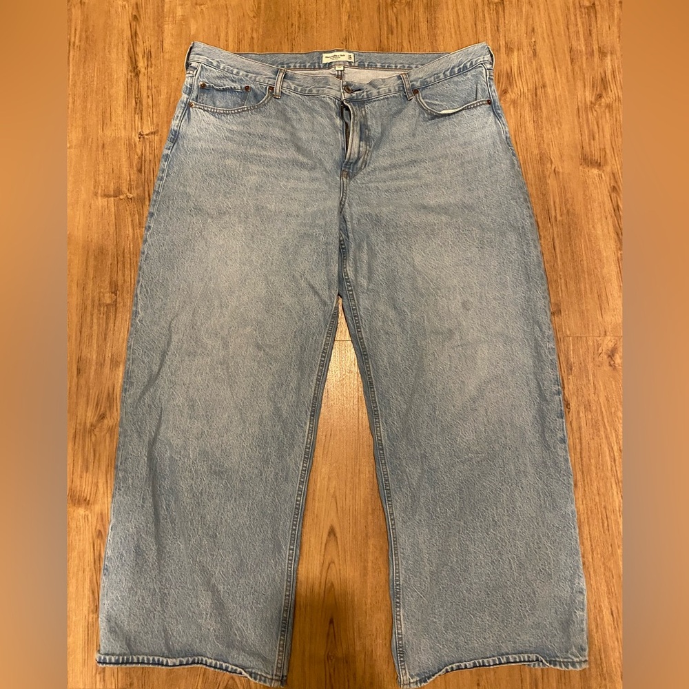 Abercrombie & Fitch Curve Love “The Ultra Loose Low Rise Jeans”